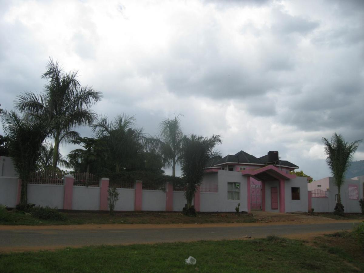 Our Home Mbale Buitenkant foto